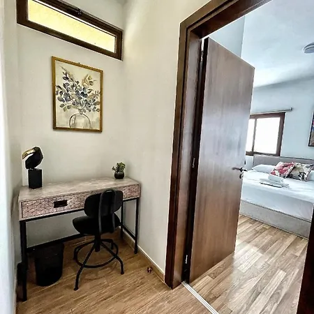 Charming House In The Heart Of Vakantiehuis Limasol