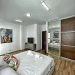 Charming House In The Heart Of Nyaraló *