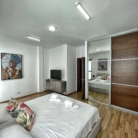 Charming House In The Heart Of Semesterbostad *
