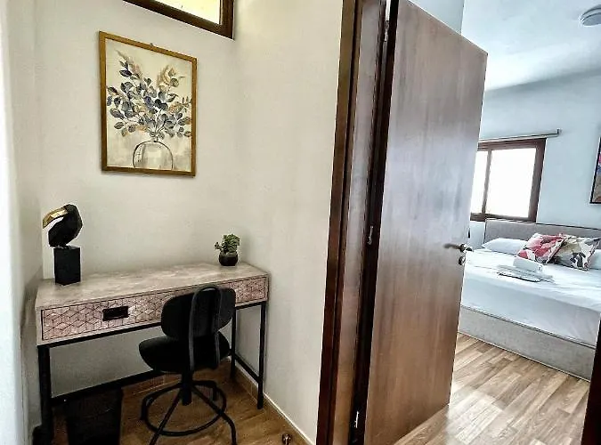 Charming House In The Heart Of Semesterbostad Limassol